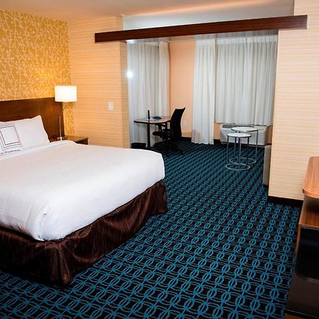 Fairfield Inn & Suites By Marriott Cincinnati Uptown/University Area Екстер'єр фото