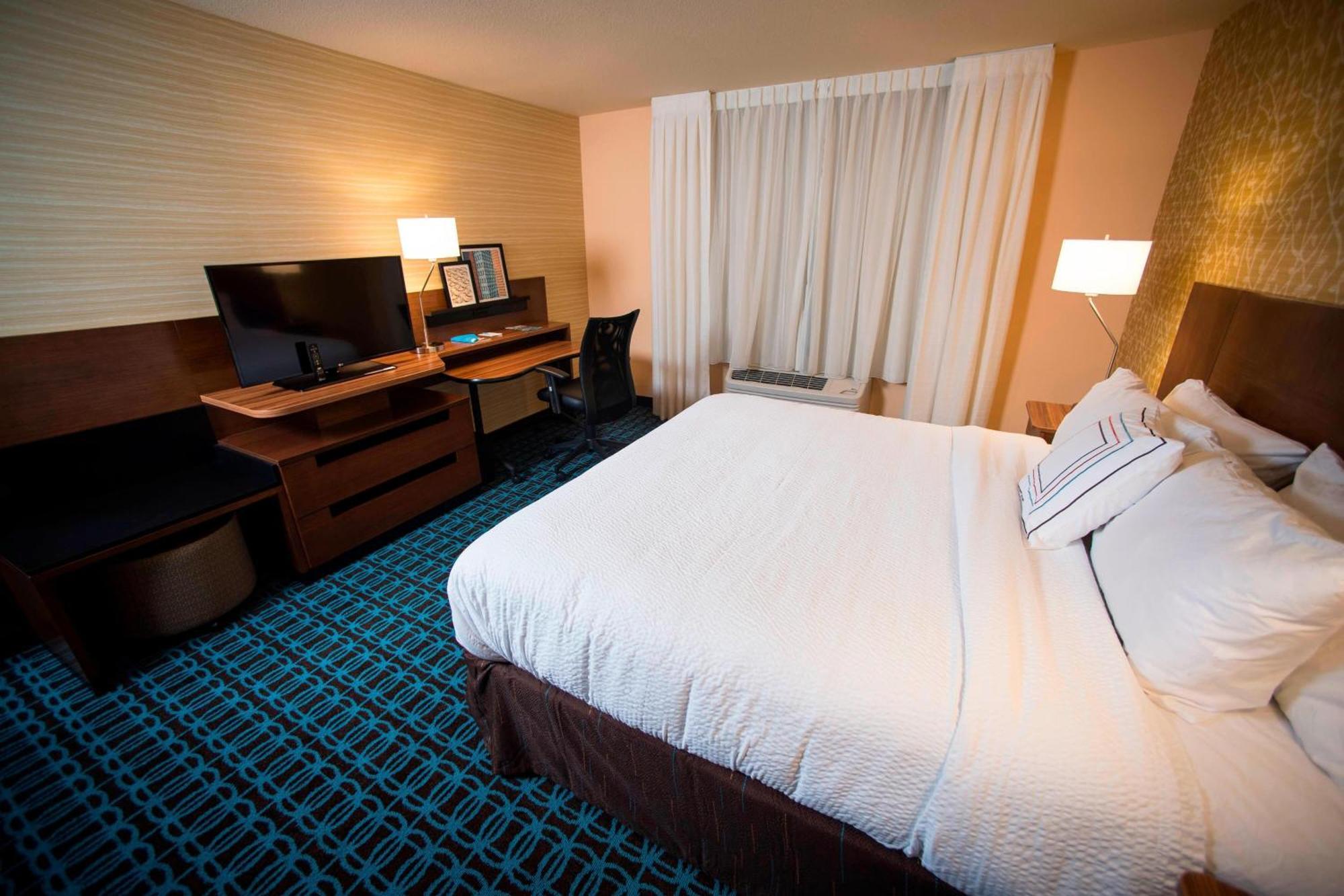 Fairfield Inn & Suites By Marriott Cincinnati Uptown/University Area Екстер'єр фото